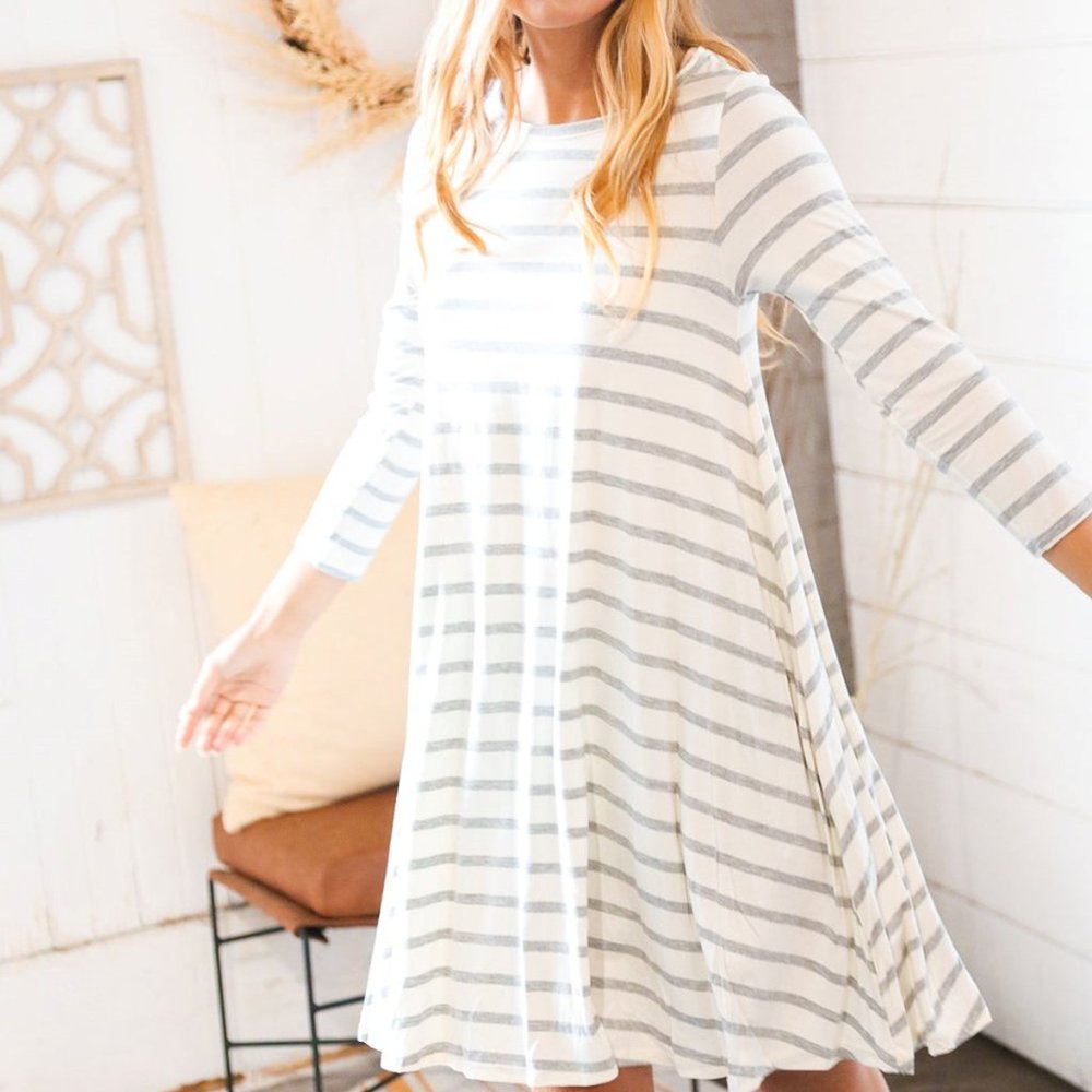 Heather Grey Ivory Stripe 3/4 Sleeve Dress with pockets - Picture 2 of 11